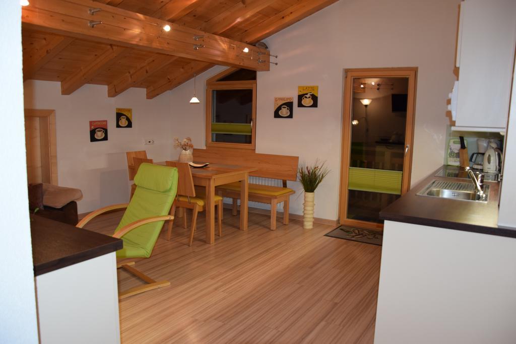 Apart Dominika Ried im Oberinntal Exterior photo